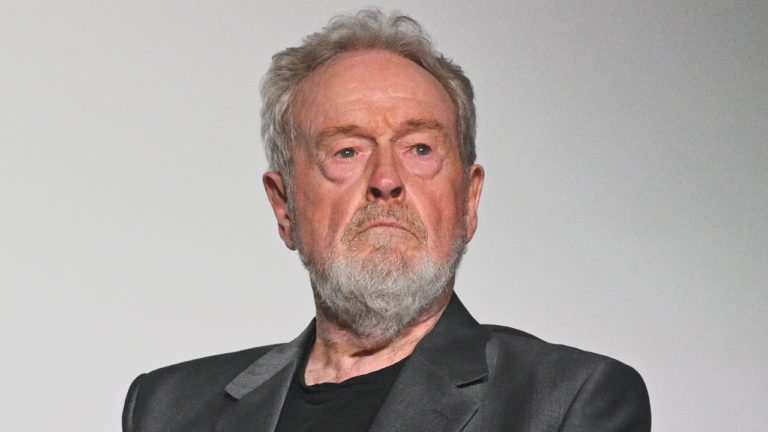 Ridley Scott reescribe el guion de Alien: ¿Qué pasará después?