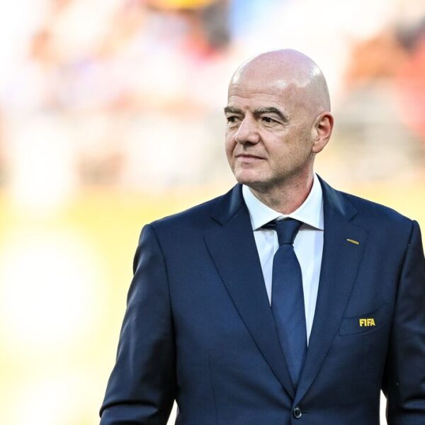 FIFA Deudora: ¿Por Qué Ciudades Exigen Millones Prometidos?