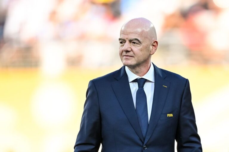 FIFA Deudora: ¿Por Qué Ciudades Exigen Millones Prometidos?