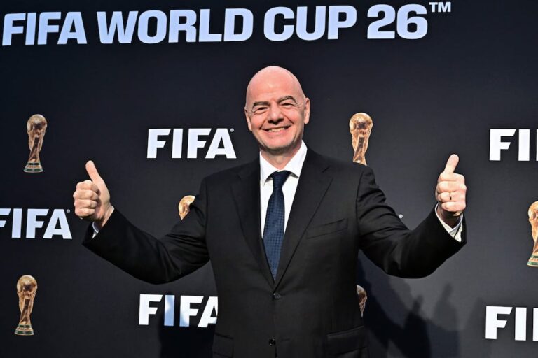 Gianni Infantino enfrenta crisis tras críticas en el Mundial y rechazo