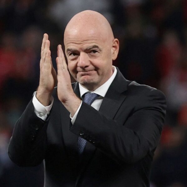 Figo critica a Infantino: Un llamado a la reflexión sobre el Mundial
