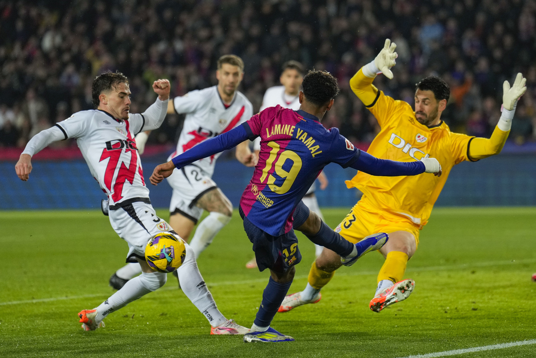 Barcelona Rayo Vallecano: Descubre el horario y dónde verlo hoy